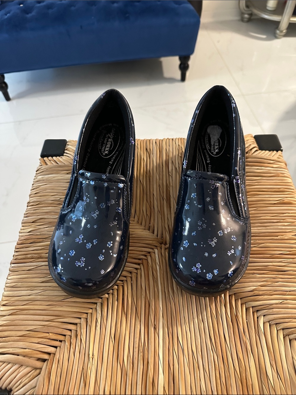 easy street Navy Floral Patent Slip-On Mules